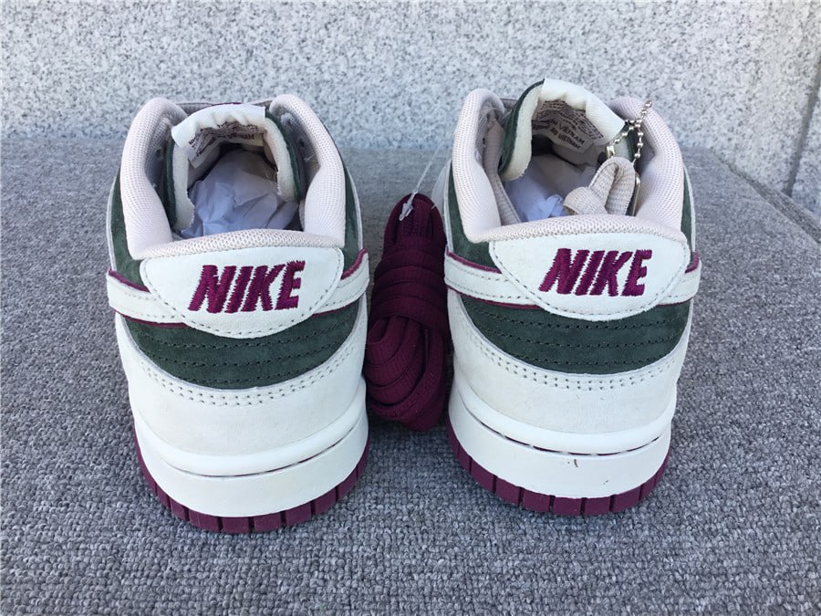 Otomo Katsuhiro X Nk SB Dunk Low LF0039-013 - Image 5