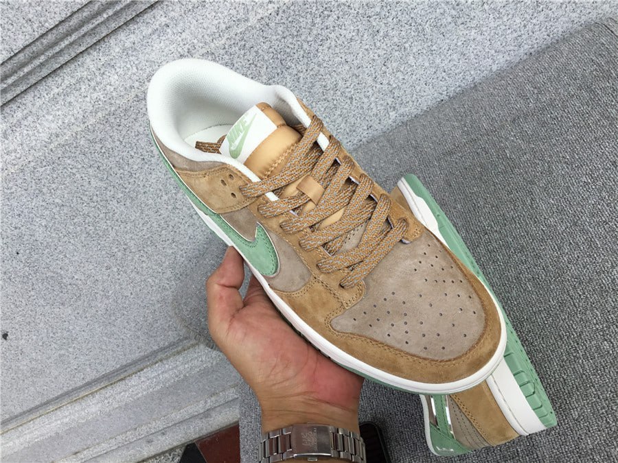Otomo Katsuhiro X Nk SB Dunk Low ST1391-202 - Image 2
