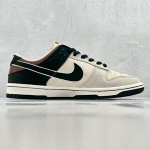 Otomo Katsuhiro X Nk SB Dunk Low  LF0039-028