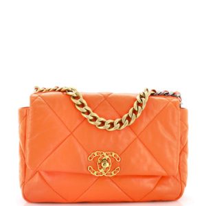 19 Flap Bag Quilted Leather Medium