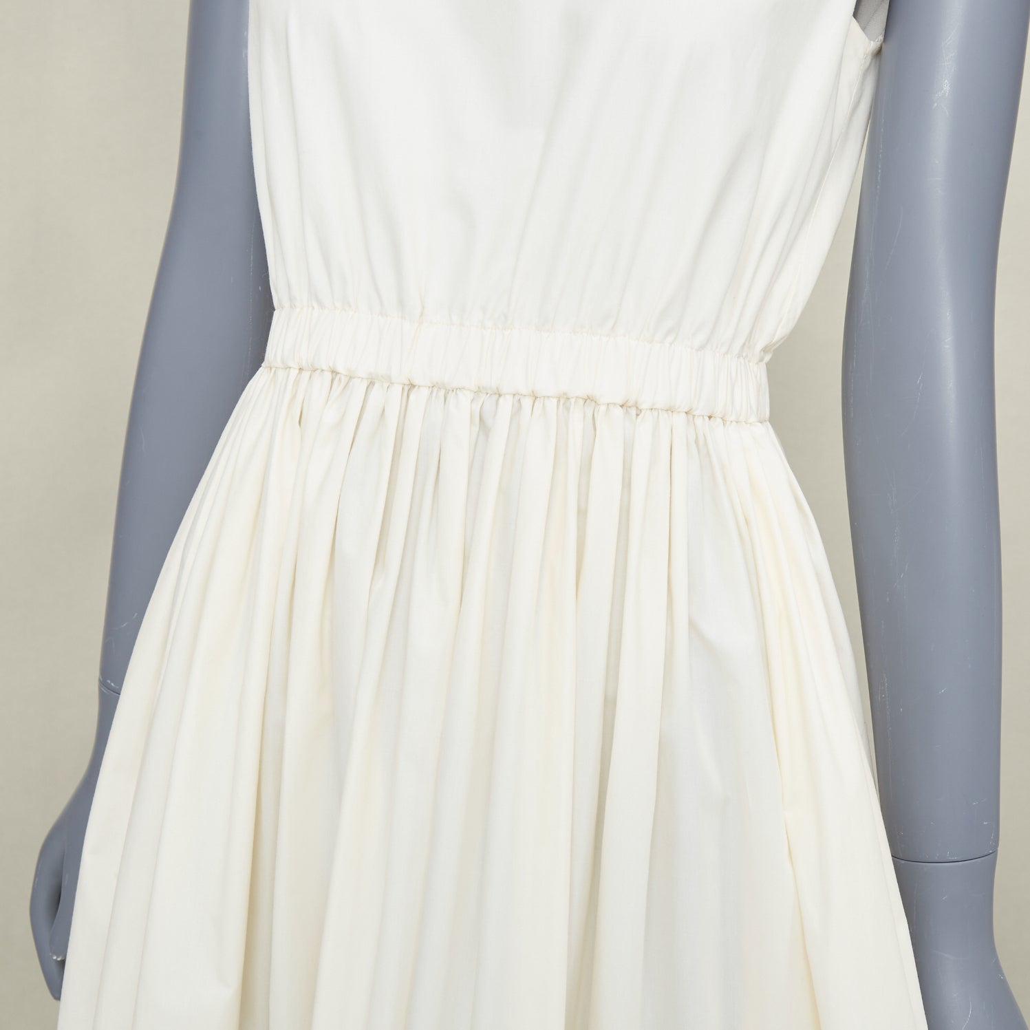 Women's Fendi eyelet cutout scalloped white cotton midi dress - Image 7