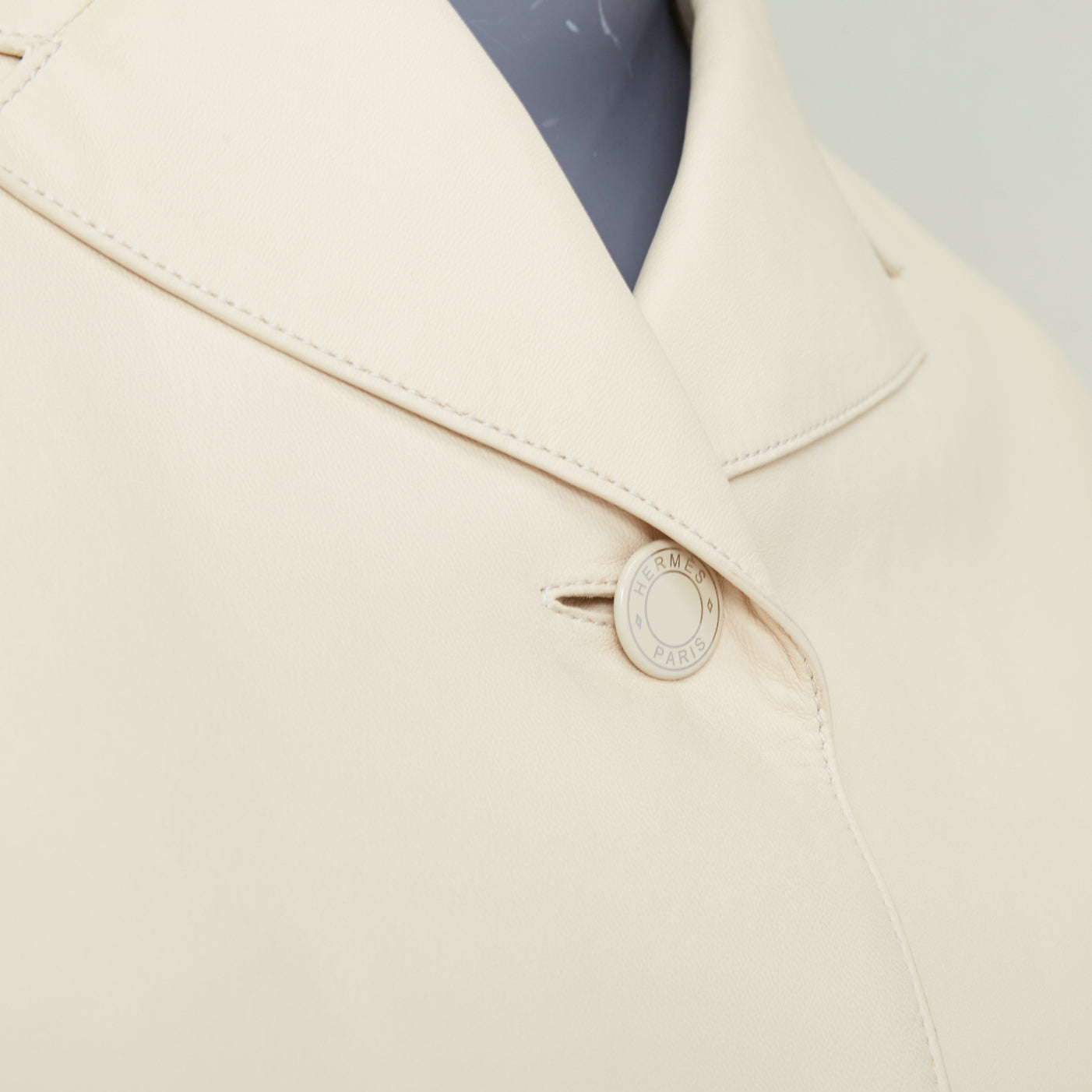 Women's Hermes Equestrian ivory washed lambskin leather jacket - Image 2