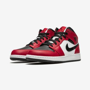 air-jordan-1-mid-chicago-black-toe-554725-069-resellzone-1.jpg