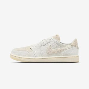 Air Jordan 1 Retro Low OG Chris Paul