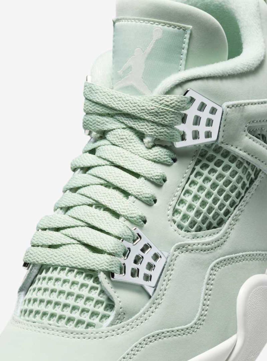 Air Jordan 4 Retro Seafoam Sail - Image 3