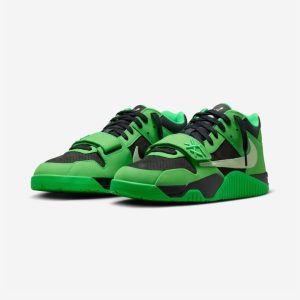 air-jordan-jumpman-jack-tr-travis-scott-green-spark-im9113-300-resellzone-1.jpg