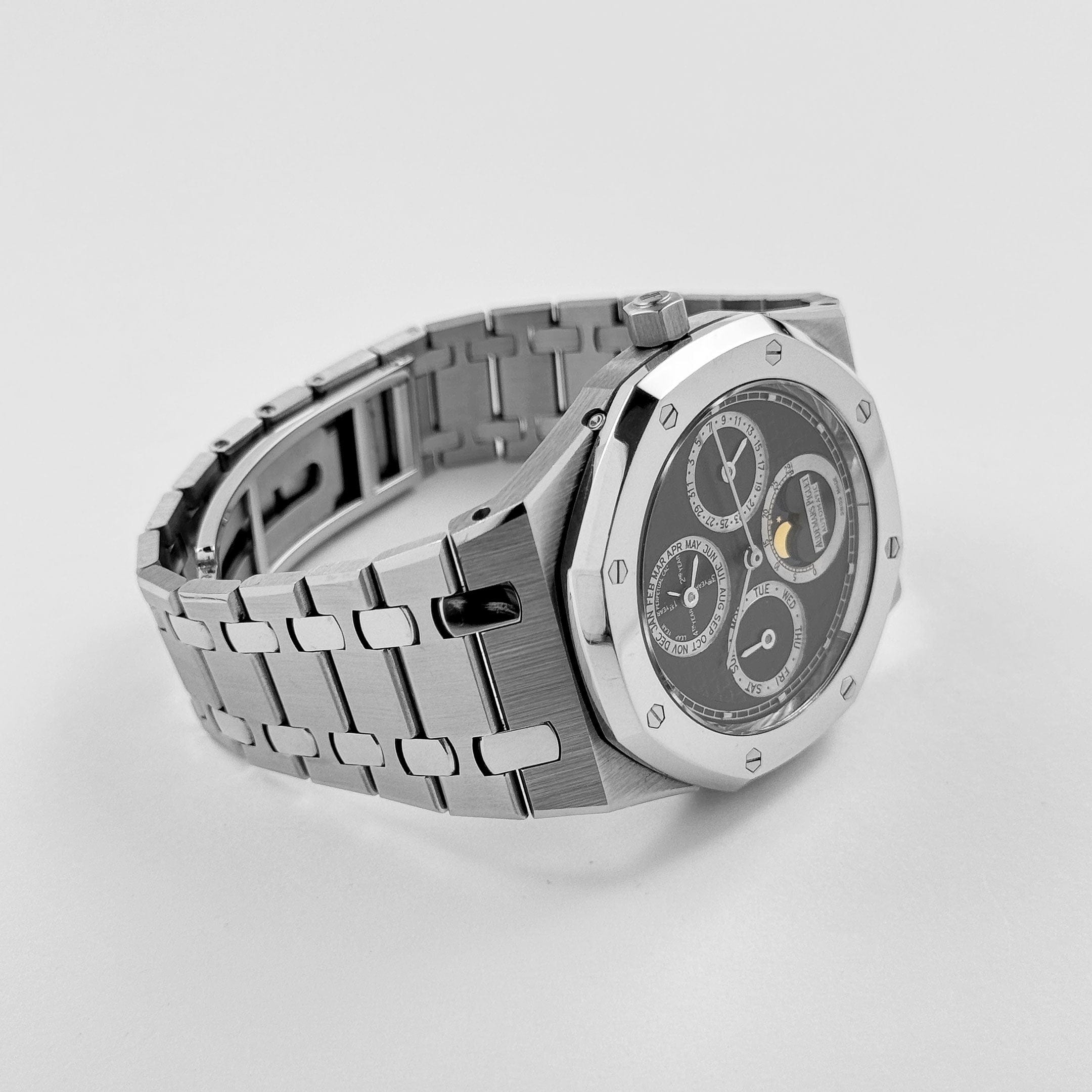 Audemars Piguet Royal Oak Perpetual Calendar 25820SP.O.0944SP.01 Stainless Steel Platinum Black Dial - 图片 5