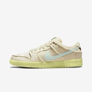 Nike SB Dunk Low Mummy