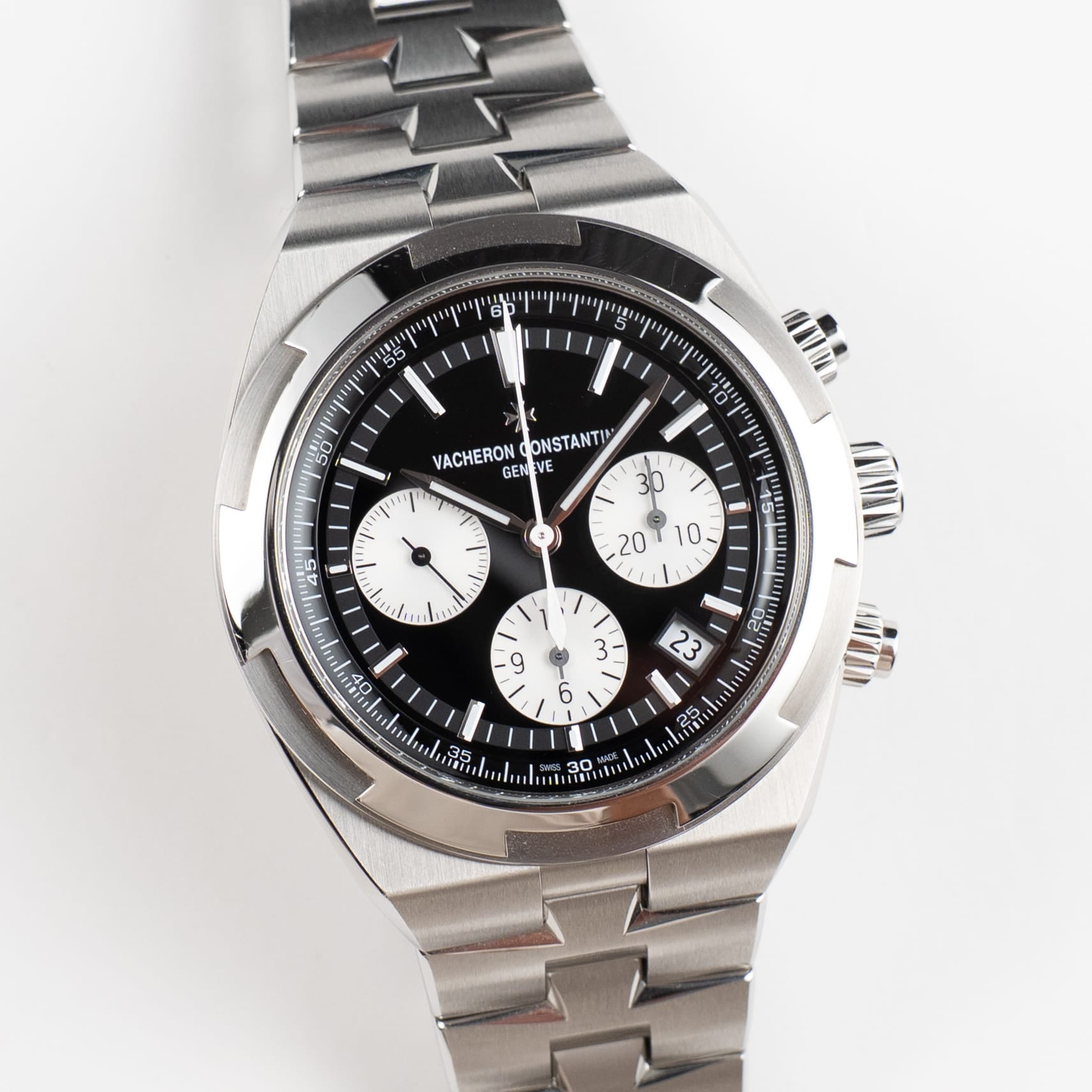 Vacheron Constantin Overseas Chronograph 5520V/210A-B481 Stainless Steel Black Dial (2026) - 图片 5